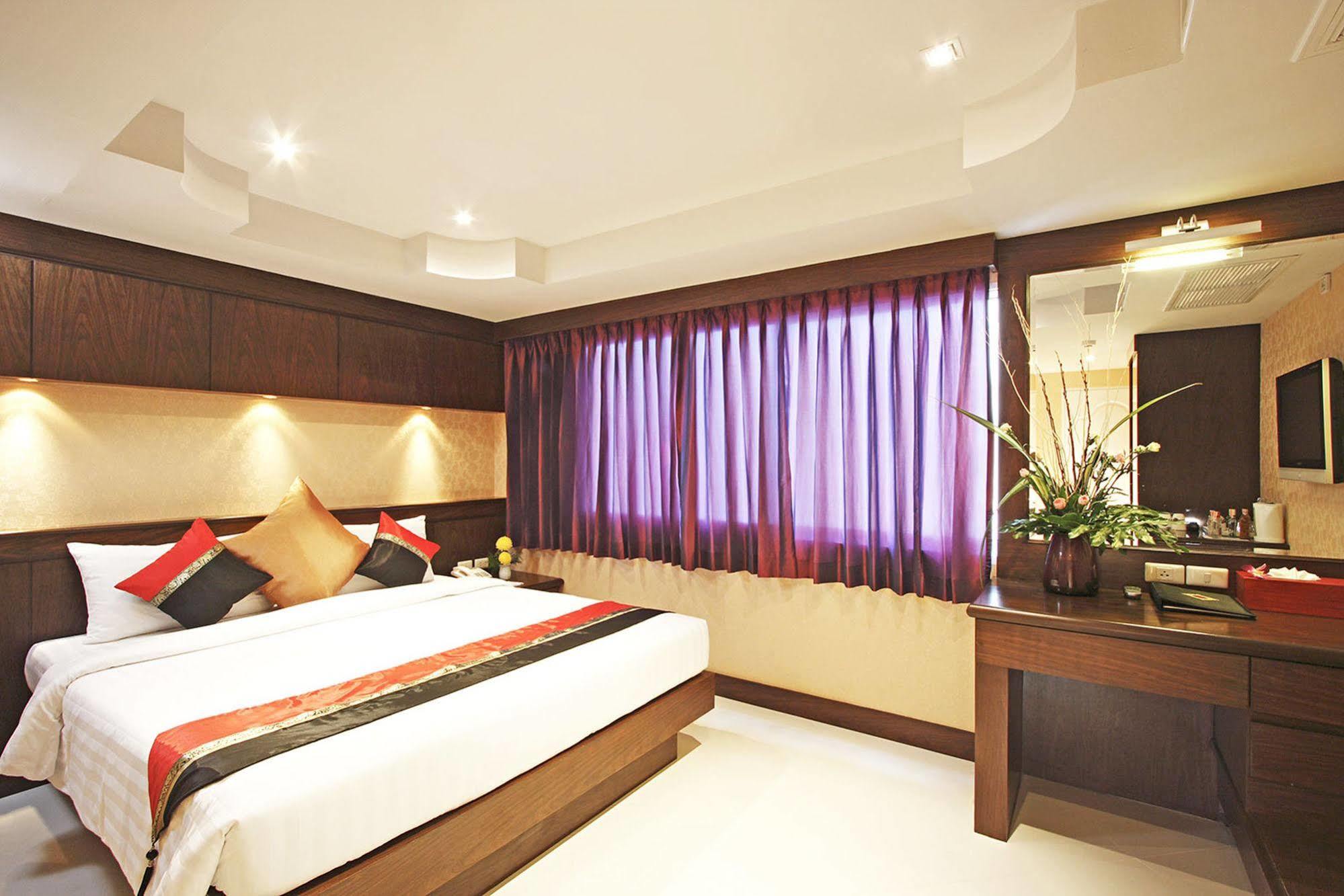 Rayaburi Hotel, Patong Exteriér fotografie