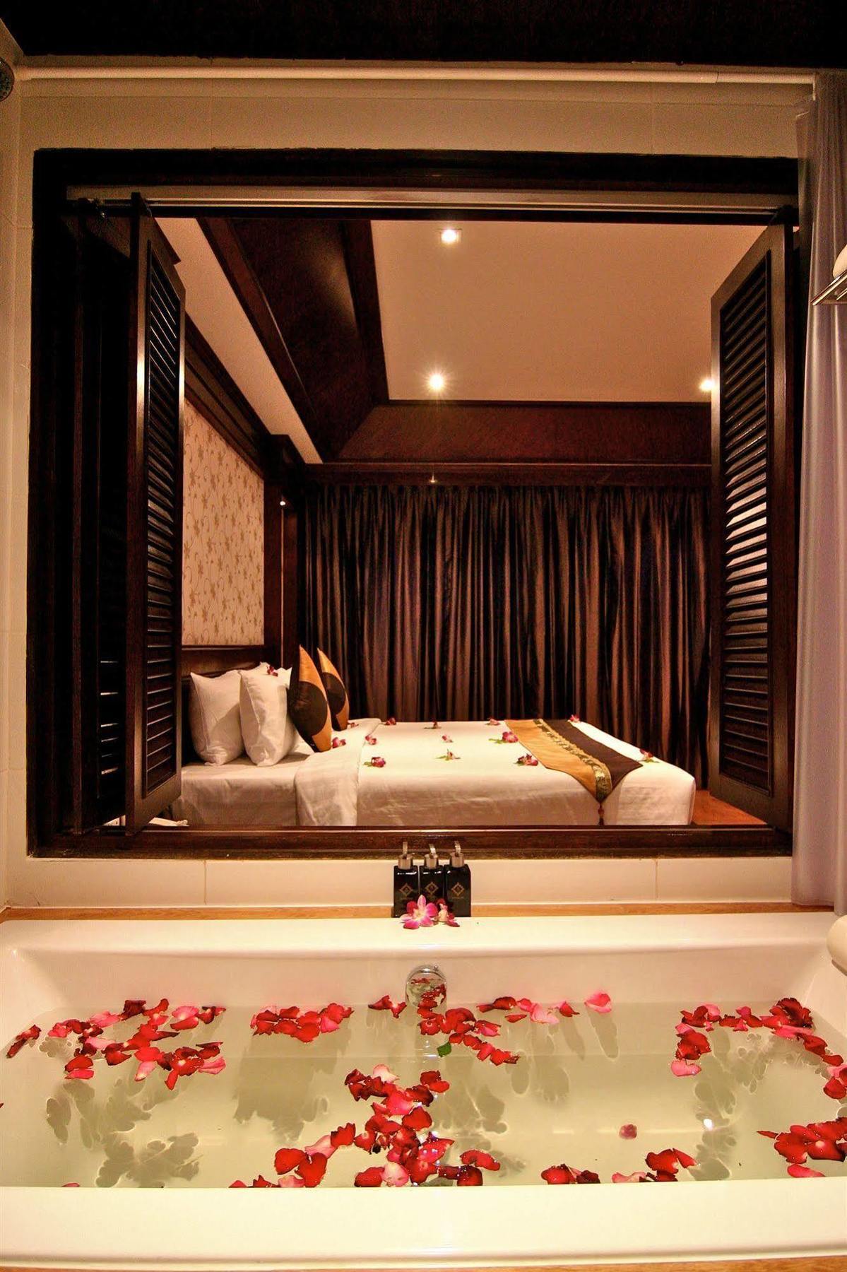 Rayaburi Hotel, Patong Exteriér fotografie